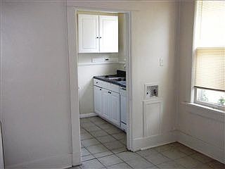 5th image of 691 N McLean Blvd