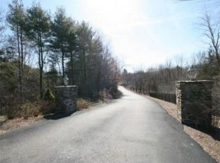 12 Timberline Dr, Walpole, MA 02081