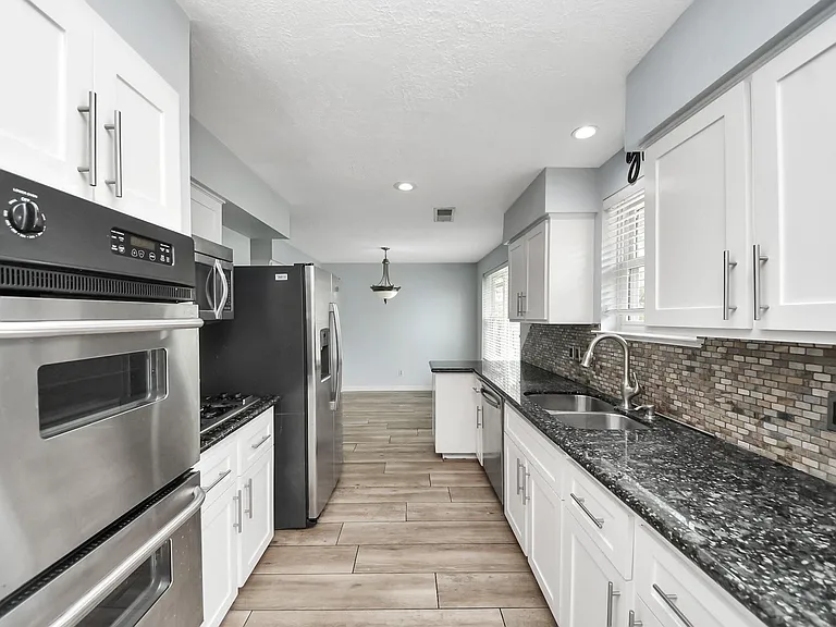 5954 Beaudry Dr — Photo 13