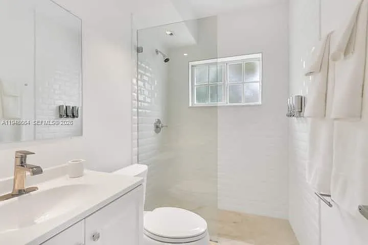 290 Sunrise Dr #206 — Photo 7
