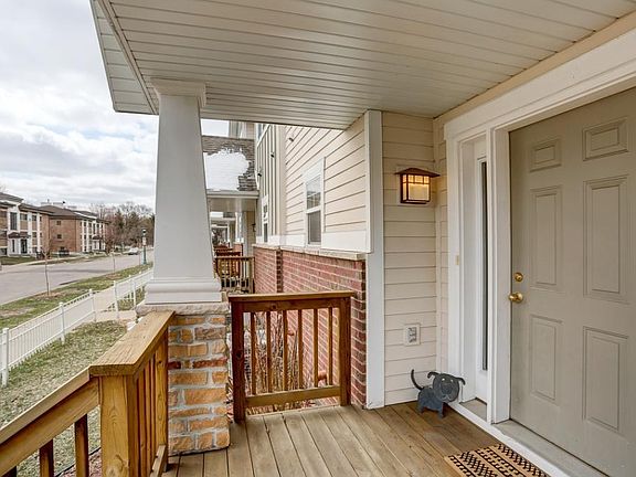 3rd image of 1117 Barclay St #1117