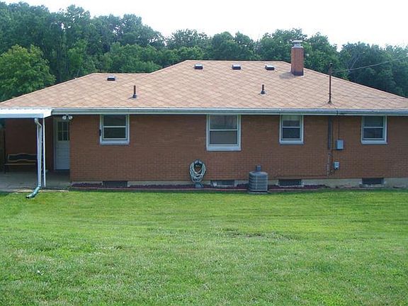 3rd image of 140 Reister Dr