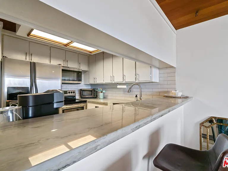 6209 Pacific Ave #103 — Photo 17