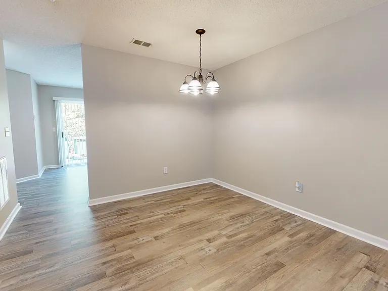 670 Emerald Cove Dr — Photo 19