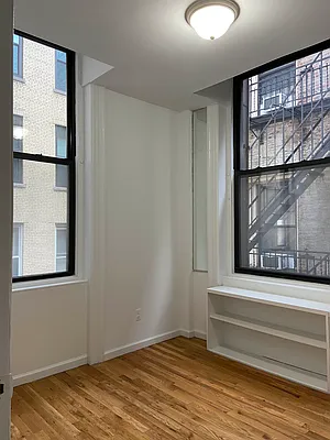 Rented by City Connections Realty | media 12