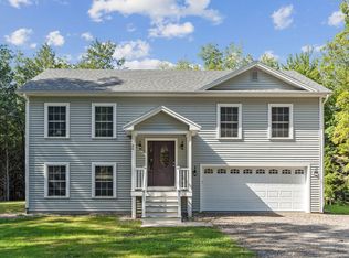 26 Flintlock Ln, New Gloucester, ME 04260