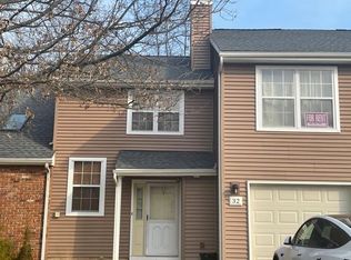 32 Avebury Pl, Somerset, NJ 08873