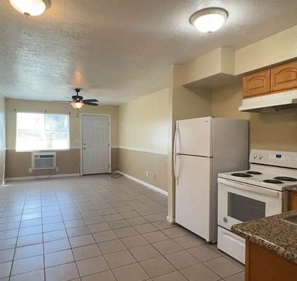 6769 N California St #18 — Photo 4