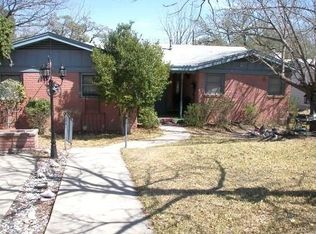 207 N Spring St, Lampasas, TX 76550