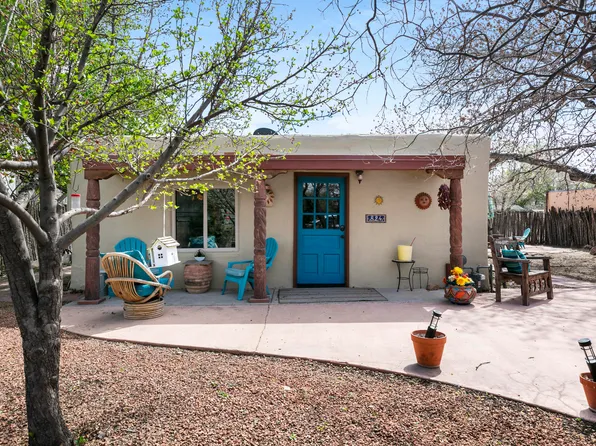 824 Ranchitos Rd NW, Los Ranchos De Albuquerque, NM 87107
