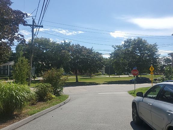 5th image of 2 Mediterranean Ln