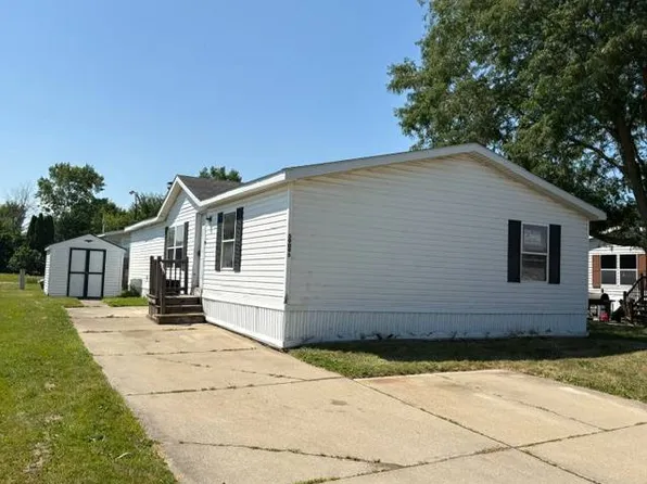 59093 Dawn St, New Haven, MI 48048
