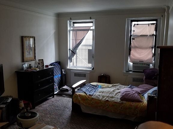 4th image of 4119 41st St APT 5F
