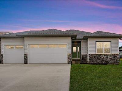 249 Colchester Dr, Iowa City, IA, 52245