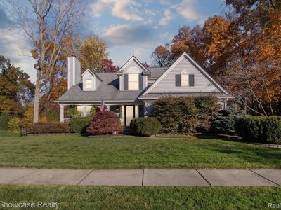 4620 Commerce Woods Dr, Commerce Township, MI, 48382