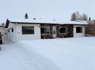 208 5th St S, Wakaw, SK S0K4P0