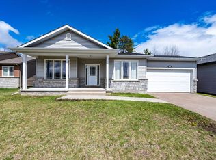 541 Gardner Cres, Petawawa, ON K8H0C4