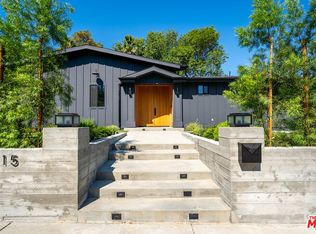 20215 Lorenzana Dr, Woodland Hills, CA 91364
