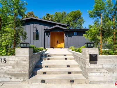 20215 Lorenzana Dr, Woodland Hills, CA, 91364
