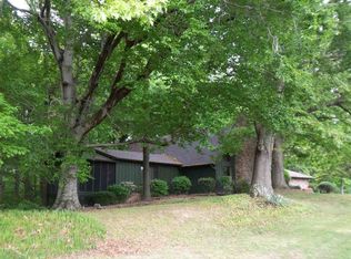 228 Walnut Ln, Dyersburg, TN 38024