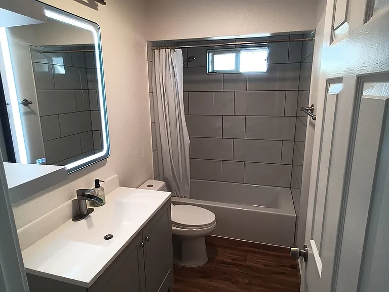 8205 Clarion Cir — Photo 22