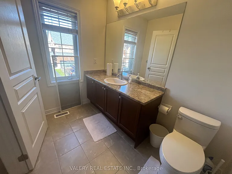 48 Bellcrest Rd #1 — Photo 22