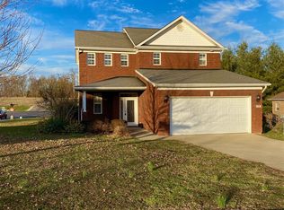 100 Tuscany Ln, Vine Grove, KY 40175