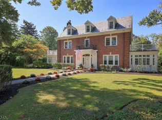 15 Georgian Rd, Morristown Town, NJ 07960