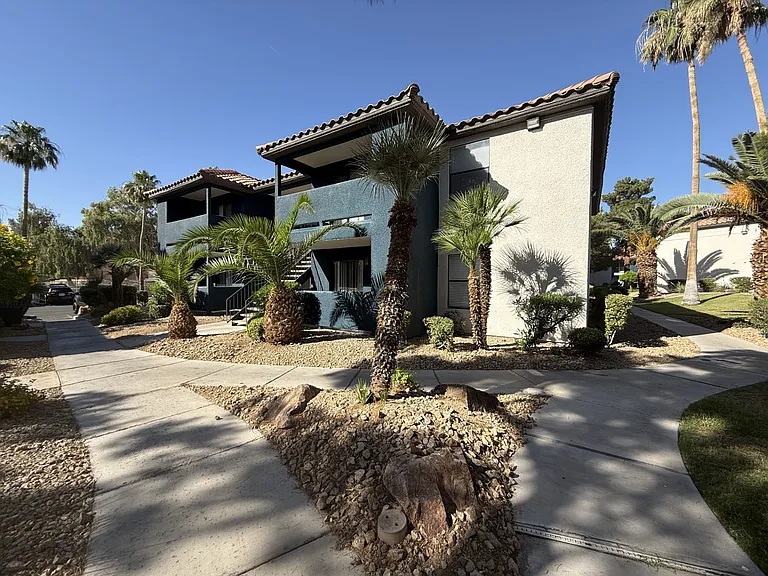 Sevilla Apartments and Condominiums — Photo 23