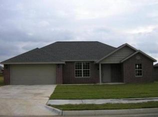 161 Liem Cir, Springdale, AR 72762