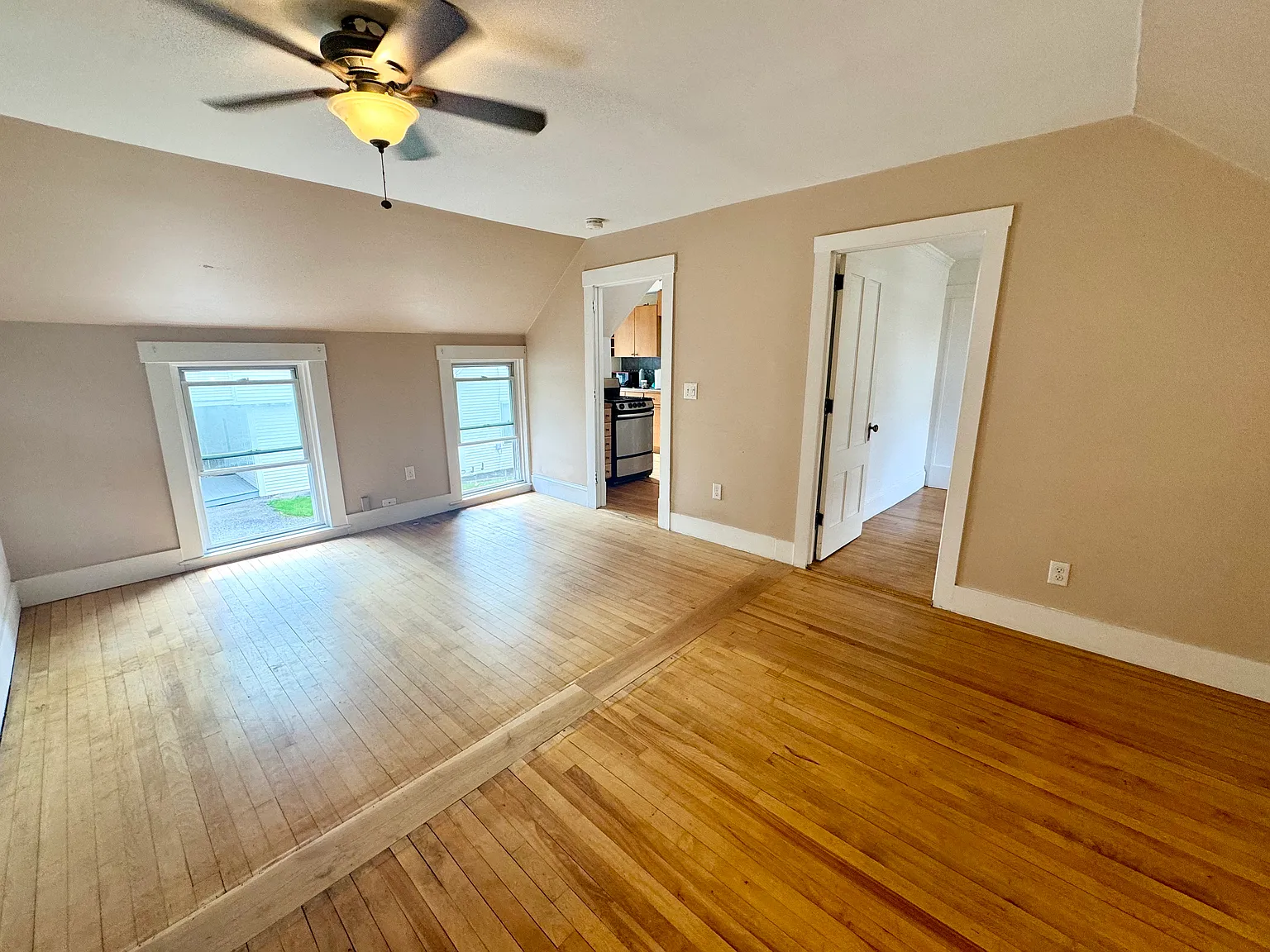 2 bed, 761 sqft, $1,745 — Photo 1