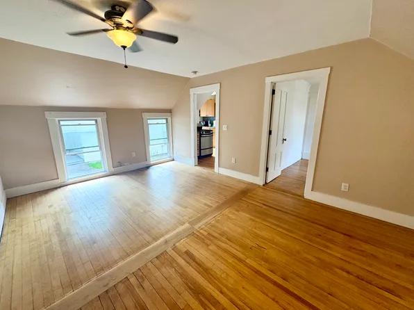 201 Central St #2, Northfield, VT 05663