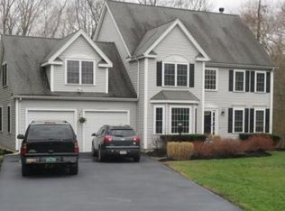 1 Forest Path, Hopedale, MA 01747