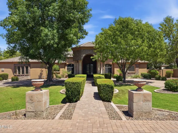 6561 S OAKWOOD Way, Gilbert, AZ 85298