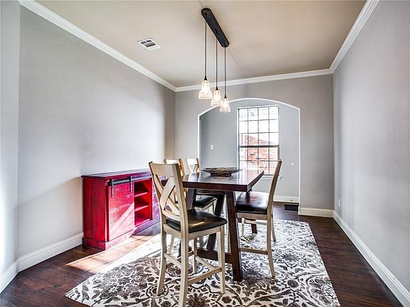 5th image of 308 Creekside Trl