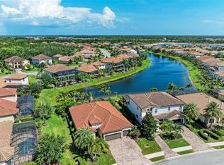 5511 Foxfire Run, Bradenton, FL 34211