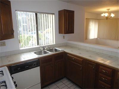 3rd image of 132 S Adams St APT 115