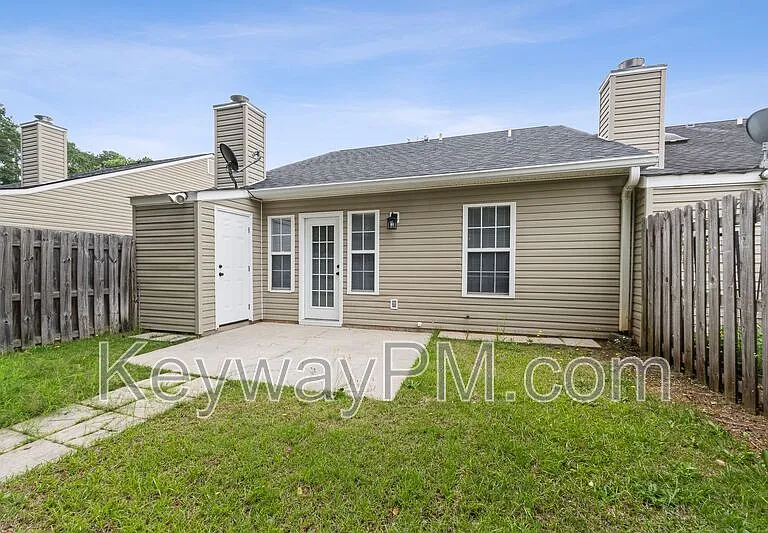858 Pawley Ct — Photo 15