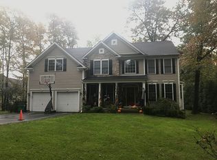 20 Alexander Blvd, Poughkeepsie, NY 12603