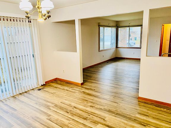 5th image of 5859 Niles Dr