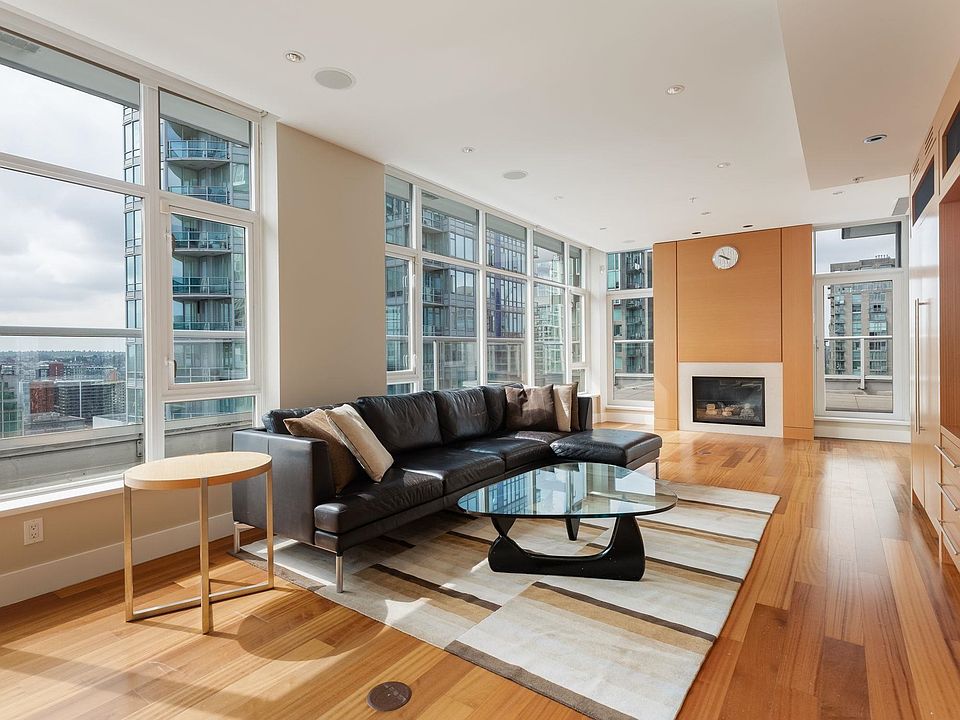 480 Robson St #1901, Vancouver, BC V6B 1S1 | MLS #R2892714 | Zillow