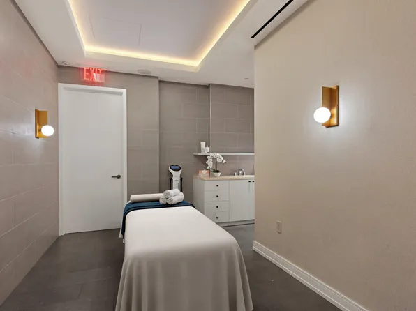 151 East 58th Street image 23 of 25