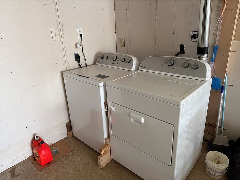 2nd image of 3965 W 12th St