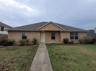 110 Autumn Trl, Red Oak, TX 75154