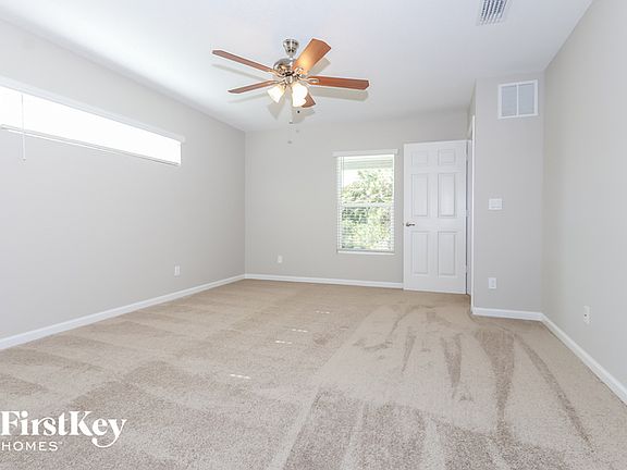 4th image of 2092 SW Altman Ave