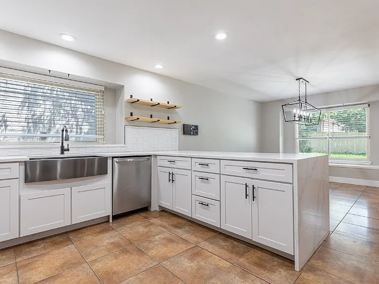 2331 Bluffridge St — Photo 14