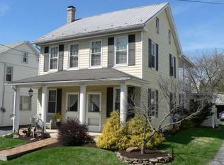 1320 Newport Rd, Manheim, PA 17545