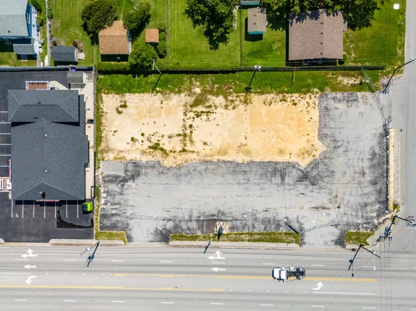 413 W Fort Macon Road, Atlantic Beach, NC 28512