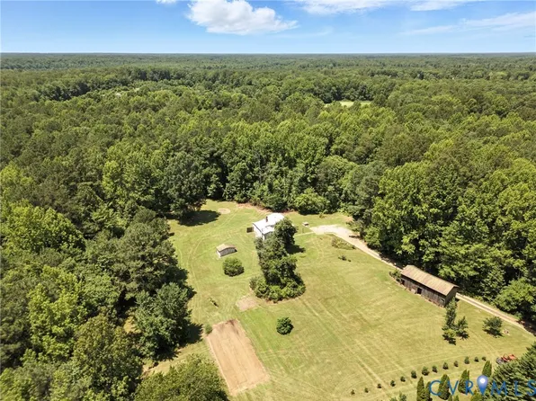 15429 Tyler Station Rd, Beaverdam, VA 23015