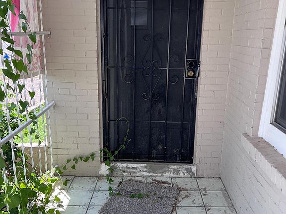 3rd image of 3801 Memphis Ave
